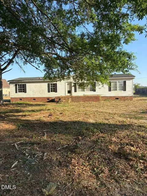 567 Miller Rd, Benson, NC 27504