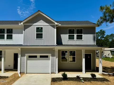 218 George St, Four Oaks, NC 27524