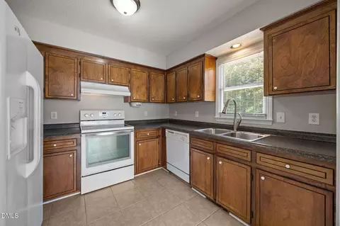 Kitchen - 40 Circle Tree Ln, Angier, NC 27501 photo 1 of 4