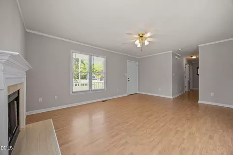 Living - 40 Circle Tree Ln, Angier, NC 27501 photo 4 of 4