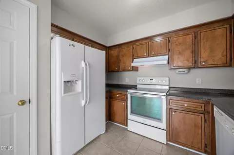 Kitchen - 40 Circle Tree Ln, Angier, NC 27501 photo 3 of 4