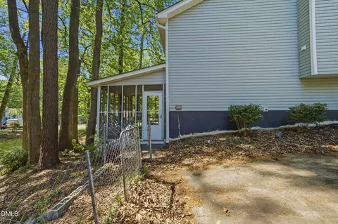 Exterior - 100 Brook Rock Ln, Garner, NC 27529 photo 3 of 5