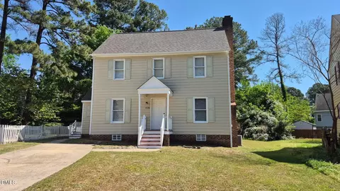 7220 Ewing Pl, Raleigh, NC 27616