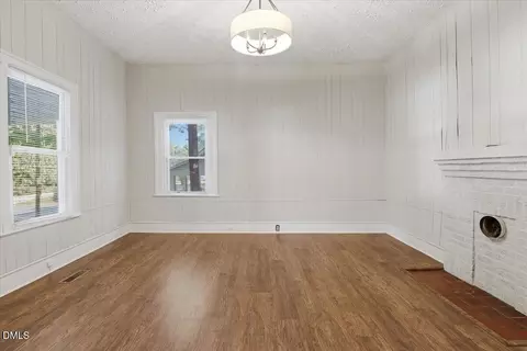 Living - 511 S Pine St, Spring Hope, NC 27882 photo 3 of 4