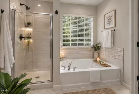 Bath - 2701 Skybrook Ln, Durham, NC 27703 photo 4 of 5