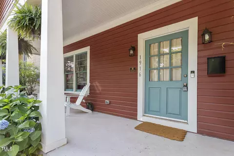 1916 Hart St, Durham, NC 27703 photo 2