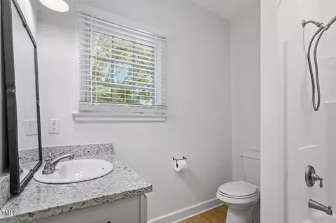 1916 Hart St, Durham, NC 27703 photo 16