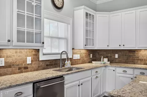 Kitchen - 941 Regency Cottage Pl, Cary, NC 27518 photo 6 of 6