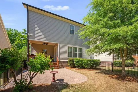 Exterior - 941 Regency Cottage Pl, Cary, NC 27518 photo 7 of 7