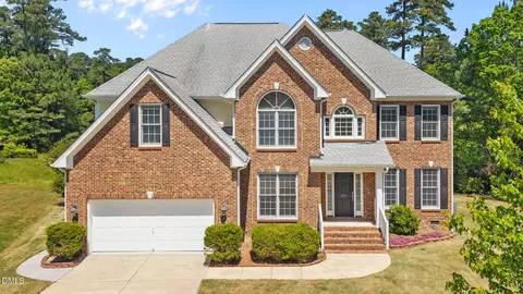 711 Oxboro Cir, Durham, NC 27713