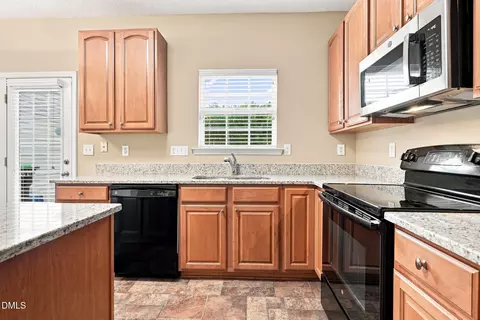 Kitchen - 2904 Gross Ave, Wake Forest, NC 27587 photo 5 of 8