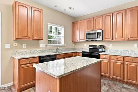Kitchen - 2904 Gross Ave, Wake Forest, NC 27587 photo 2 of 8