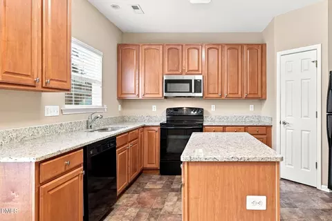 Kitchen - 2904 Gross Ave, Wake Forest, NC 27587 photo 7 of 8