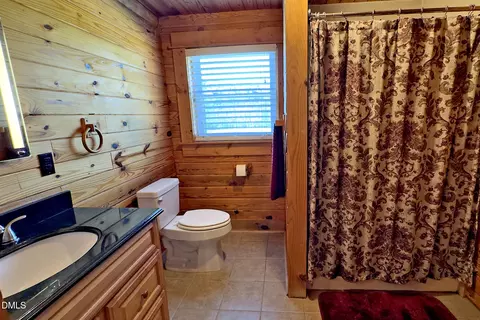 Bath - 399 J A Rogers Rd, Kittrell, NC 27544 photo 4 of 8