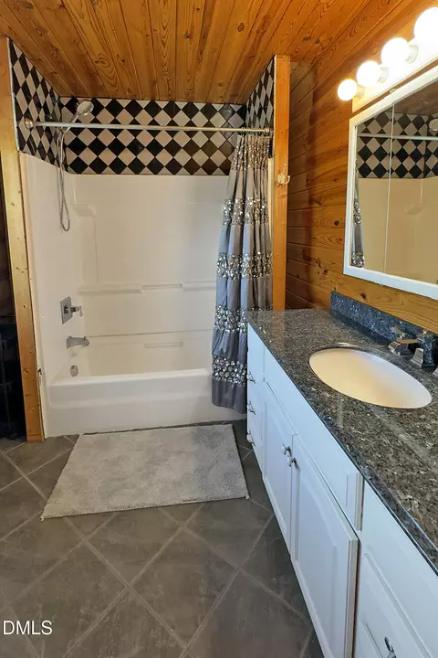 Bath - 399 J A Rogers Rd, Kittrell, NC 27544 photo 6 of 8