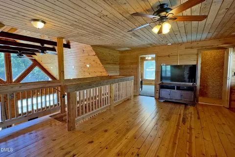 Entry Way - 399 J A Rogers Rd, Kittrell, NC 27544 photo 4 of 4