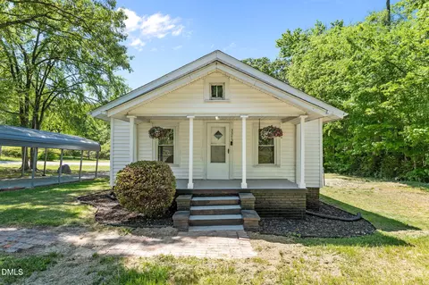 3373 Maple Ave, Burlington, NC 27215