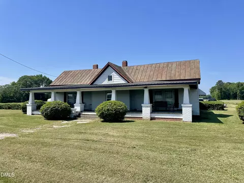 2880 Grantham School Rd, Mount Olive, NC 28365