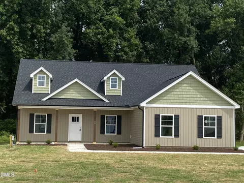 109 Chester Pl, Pikeville, NC 27863