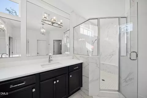 Bath - 8701 Kimalden Ct, Wake Forest, NC 27587 photo 3 of 5