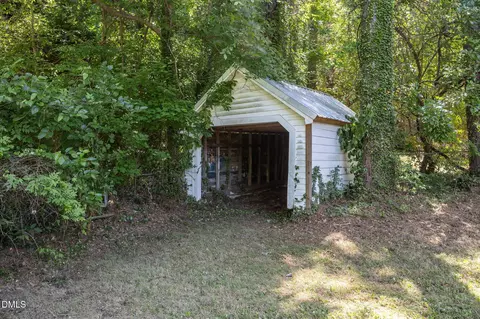 Exterior - 1922 Glendale Ave, Durham, NC 27701 photo 4 of 11