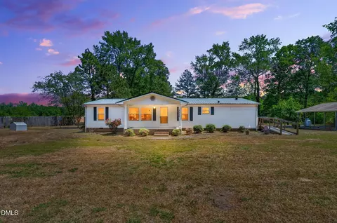 3226 Eldridge Rd, Newton Grove, NC 28366