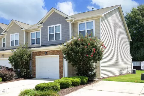 202 Leighann Ridge Ln, Rolesville, NC 27571