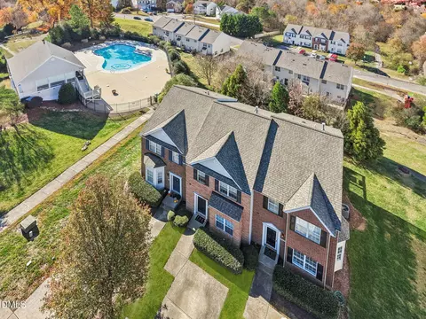 View/Area - 8334 Bratt Ave, Wake Forest, NC 27587 photo 2 of 2