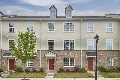 1004 Kentlands Dr, Durham, NC 27713