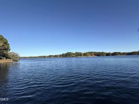 54 Pinesborough Estate Rd, Semora, NC 27343