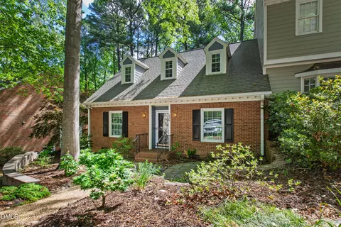 636 Weathergreen Dr, Raleigh, NC 27615
