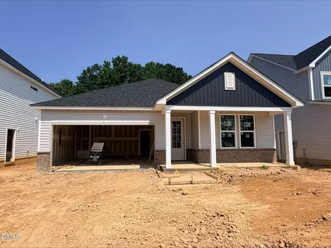 601 Crescent Wood Trl, Zebulon, NC 27597