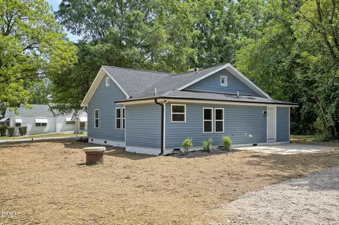 Exterior - 109 Johnson St, Garner, NC 27529 photo 8 of 10
