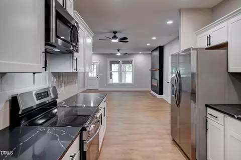 Entry Way - 109 Johnson St, Garner, NC 27529 photo 1 of 1