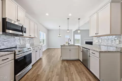 Kitchen - 407 Glenkirk Pl, Garner, NC 27529 photo 3 of 3
