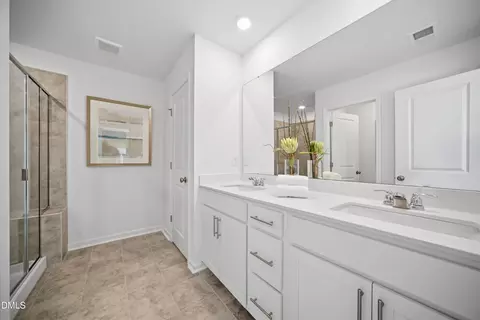 Bath - 254 Snowfield Dr, Garner, NC 27529 photo 2 of 3