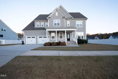 77 Ravensworth Dr, Garner, NC 27529