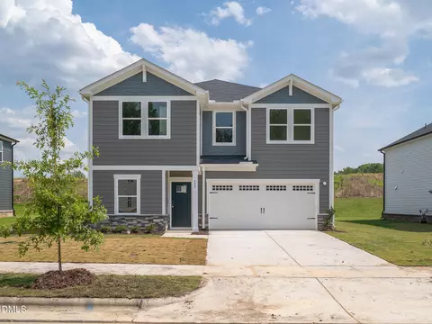 425 Southland Dr, Zebulon, NC 27597