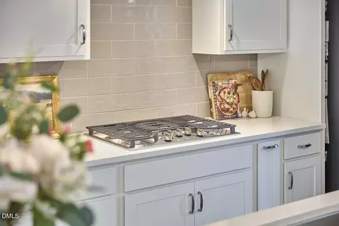 Kitchen - 1968 Fahey Dr, Apex, NC 27502 photo 4 of 5