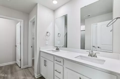 Bath - 1012 Saint Lawrence Dr, Garner, NC 27529 photo 3 of 3