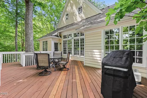 1224 E Pointe Dr, Durham, NC 27712 photo 7