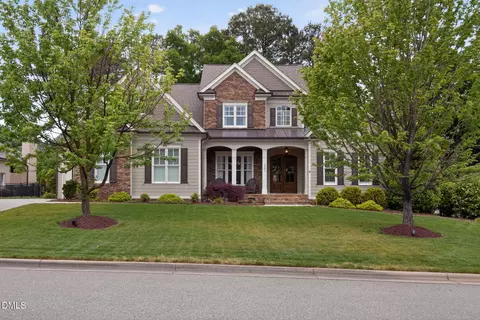 5001 Greyhawk Pl, Apex, NC 27539