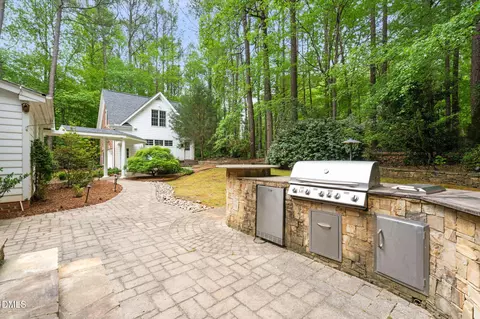 Exterior - 5809 Stone Spring Rd, Raleigh, NC 27613 photo 6 of 14