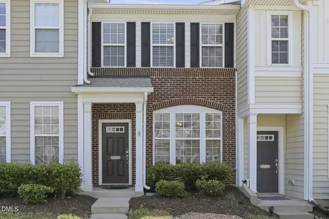 7817 Silverthread Ln, Raleigh, NC 27617