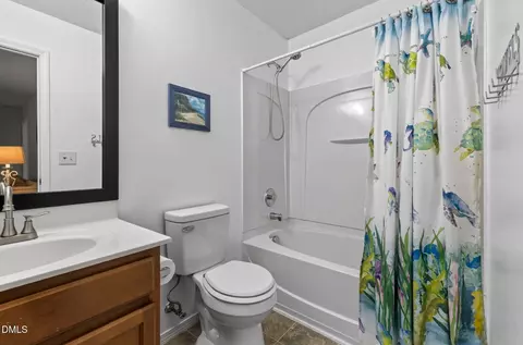 Bath - 2805 Lenox Ln, Durham, NC 27703 photo 5 of 5