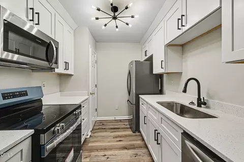 704 Brye St, Durham, NC 27703 photo 8