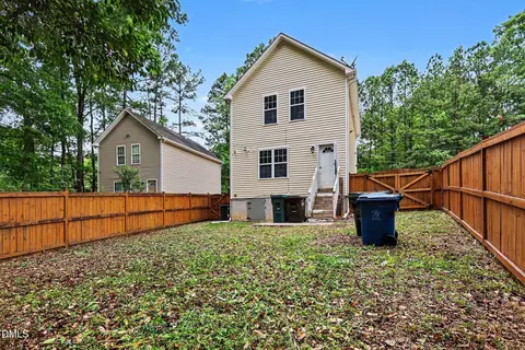 704 Brye St, Durham, NC 27703 photo 5