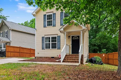 704 Brye St, Durham, NC 27703 photo 4