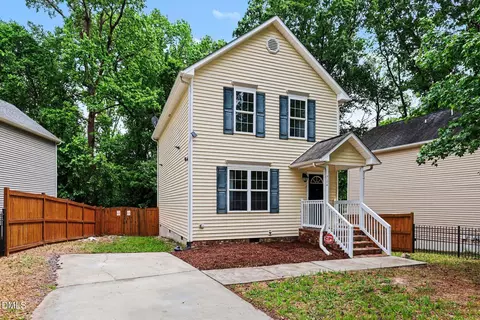 704 Brye St, Durham, NC 27703 photo 3