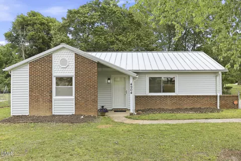 4904 Fox Hunt Dr, Durham, NC 27712